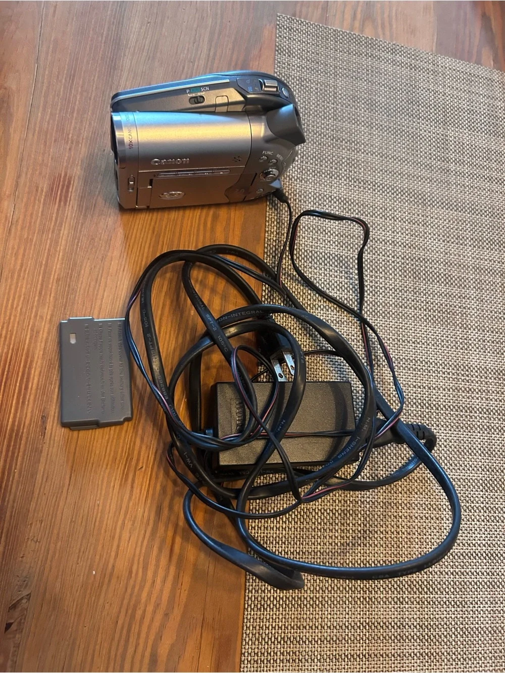 Canon Silver DVD Handycam Camcorder